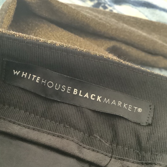 White House Black market lurex Jaguared Metallic gold slim ankle slim pants. - Picture 13 of 15